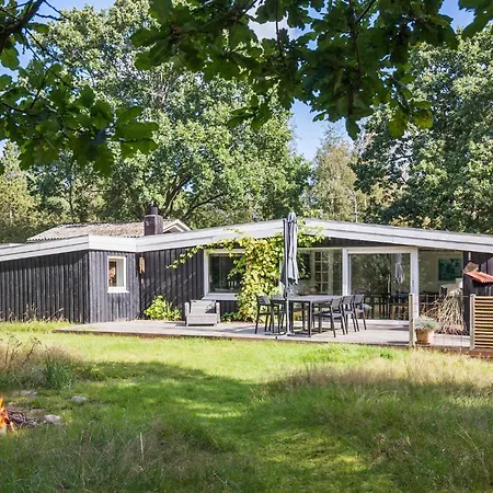 Holiday home Pet Friendly In With Wi-fi